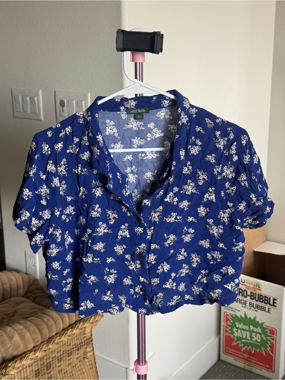 Wild Fable Blue Floral Button-Front Cropped Blouse